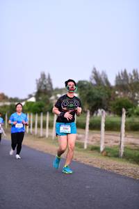 BIB: 7201
                            <button type="button" onclick="openModal(3438195)" class="btn btn-primary btn-sm float-right btn-popup" data-toggle="modal" data-target=".modal-high-quality">
                        <i class="fas fa-shopping-cart"></i> Add to Cart
                    </button>
                                            <button type="button" onclick="isThisMe(3438195, true)" class="btn btn-success btn-sm float-right btn-popup btn-isme hidden" data-toggle="tooltip" data-placement="bottom" title="นี่คือรูปของคุณใช่ไหม คลิกที่นี่เพื่อเอาเข้าอัลบั้ม">
                        <i class="fas fa-plus"></i> Add to album
                    </button>
                    <button type="button" onclick="isThisMe(3438195, false)" class="btn btn-warning btn-sm float-right btn-popup btn-isnotme hidden">
                        <i class="fas fa-ban"></i> Remove from album
                    </button>