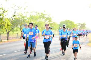 BIB: 5571, 5550, 3335
                            <button type="button" onclick="openModal(3423397)" class="btn btn-primary btn-sm float-right btn-popup" data-toggle="modal" data-target=".modal-high-quality">
                        <i class="fas fa-shopping-cart"></i> Add to Cart
                    </button>
                                            <button type="button" onclick="isThisMe(3423397, true)" class="btn btn-success btn-sm float-right btn-popup btn-isme hidden" data-toggle="tooltip" data-placement="bottom" title="นี่คือรูปของคุณใช่ไหม คลิกที่นี่เพื่อเอาเข้าอัลบั้ม">
                        <i class="fas fa-plus"></i> Add to album
                    </button>
                    <button type="button" onclick="isThisMe(3423397, false)" class="btn btn-warning btn-sm float-right btn-popup btn-isnotme hidden">
                        <i class="fas fa-ban"></i> Remove from album
                    </button>