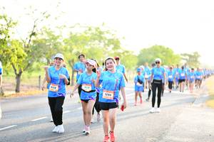 BIB: 128, 294
                            <button type="button" onclick="openModal(3422520)" class="btn btn-primary btn-sm float-right btn-popup" data-toggle="modal" data-target=".modal-high-quality">
                        <i class="fas fa-shopping-cart"></i> Add to Cart
                    </button>
                                            <button type="button" onclick="isThisMe(3422520, true)" class="btn btn-success btn-sm float-right btn-popup btn-isme hidden" data-toggle="tooltip" data-placement="bottom" title="นี่คือรูปของคุณใช่ไหม คลิกที่นี่เพื่อเอาเข้าอัลบั้ม">
                        <i class="fas fa-plus"></i> Add to album
                    </button>
                    <button type="button" onclick="isThisMe(3422520, false)" class="btn btn-warning btn-sm float-right btn-popup btn-isnotme hidden">
                        <i class="fas fa-ban"></i> Remove from album
                    </button>