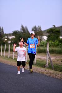 BIB: 8163
                            <button type="button" onclick="openModal(3438253)" class="btn btn-primary btn-sm float-right btn-popup" data-toggle="modal" data-target=".modal-high-quality">
                        <i class="fas fa-shopping-cart"></i> Add to Cart
                    </button>
                                            <button type="button" onclick="isThisMe(3438253, true)" class="btn btn-success btn-sm float-right btn-popup btn-isme hidden" data-toggle="tooltip" data-placement="bottom" title="นี่คือรูปของคุณใช่ไหม คลิกที่นี่เพื่อเอาเข้าอัลบั้ม">
                        <i class="fas fa-plus"></i> Add to album
                    </button>
                    <button type="button" onclick="isThisMe(3438253, false)" class="btn btn-warning btn-sm float-right btn-popup btn-isnotme hidden">
                        <i class="fas fa-ban"></i> Remove from album
                    </button>