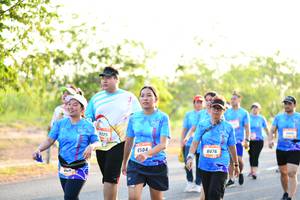 BIB: 8504, 9076
                            <button type="button" onclick="openModal(3423009)" class="btn btn-primary btn-sm float-right btn-popup" data-toggle="modal" data-target=".modal-high-quality">
                        <i class="fas fa-shopping-cart"></i> Add to Cart
                    </button>
                                            <button type="button" onclick="isThisMe(3423009, true)" class="btn btn-success btn-sm float-right btn-popup btn-isme hidden" data-toggle="tooltip" data-placement="bottom" title="นี่คือรูปของคุณใช่ไหม คลิกที่นี่เพื่อเอาเข้าอัลบั้ม">
                        <i class="fas fa-plus"></i> Add to album
                    </button>
                    <button type="button" onclick="isThisMe(3423009, false)" class="btn btn-warning btn-sm float-right btn-popup btn-isnotme hidden">
                        <i class="fas fa-ban"></i> Remove from album
                    </button>
