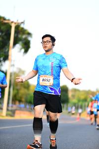 BIB: 8652
                            <button type="button" onclick="openModal(3429848)" class="btn btn-primary btn-sm float-right btn-popup" data-toggle="modal" data-target=".modal-high-quality">
                        <i class="fas fa-shopping-cart"></i> Add to Cart
                    </button>
                                            <button type="button" onclick="isThisMe(3429848, true)" class="btn btn-success btn-sm float-right btn-popup btn-isme hidden" data-toggle="tooltip" data-placement="bottom" title="นี่คือรูปของคุณใช่ไหม คลิกที่นี่เพื่อเอาเข้าอัลบั้ม">
                        <i class="fas fa-plus"></i> Add to album
                    </button>
                    <button type="button" onclick="isThisMe(3429848, false)" class="btn btn-warning btn-sm float-right btn-popup btn-isnotme hidden">
                        <i class="fas fa-ban"></i> Remove from album
                    </button>