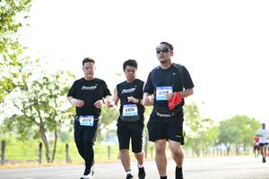 BIB: 6108, 5926, 5020
                            <button type="button" onclick="openModal(3405516)" class="btn btn-primary btn-sm float-right btn-popup" data-toggle="modal" data-target=".modal-high-quality">
                        <i class="fas fa-shopping-cart"></i> Add to Cart
                    </button>
                                            <button type="button" onclick="isThisMe(3405516, true)" class="btn btn-success btn-sm float-right btn-popup btn-isme hidden" data-toggle="tooltip" data-placement="bottom" title="นี่คือรูปของคุณใช่ไหม คลิกที่นี่เพื่อเอาเข้าอัลบั้ม">
                        <i class="fas fa-plus"></i> Add to album
                    </button>
                    <button type="button" onclick="isThisMe(3405516, false)" class="btn btn-warning btn-sm float-right btn-popup btn-isnotme hidden">
                        <i class="fas fa-ban"></i> Remove from album
                    </button>