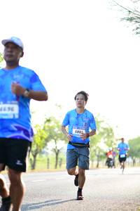 BIB: 686
                            <button type="button" onclick="openModal(3394103)" class="btn btn-primary btn-sm float-right btn-popup" data-toggle="modal" data-target=".modal-high-quality">
                        <i class="fas fa-shopping-cart"></i> Add to Cart
                    </button>
                                            <button type="button" onclick="isThisMe(3394103, true)" class="btn btn-success btn-sm float-right btn-popup btn-isme hidden" data-toggle="tooltip" data-placement="bottom" title="นี่คือรูปของคุณใช่ไหม คลิกที่นี่เพื่อเอาเข้าอัลบั้ม">
                        <i class="fas fa-plus"></i> Add to album
                    </button>
                    <button type="button" onclick="isThisMe(3394103, false)" class="btn btn-warning btn-sm float-right btn-popup btn-isnotme hidden">
                        <i class="fas fa-ban"></i> Remove from album
                    </button>