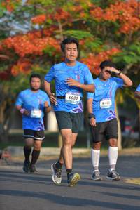 BIB: 6633
                            <button type="button" onclick="openModal(3099853)" class="btn btn-primary btn-sm float-right btn-popup" data-toggle="modal" data-target=".modal-high-quality">
                        <i class="fas fa-shopping-cart"></i> Add to Cart
                    </button>
                                            <button type="button" onclick="isThisMe(3099853, true)" class="btn btn-success btn-sm float-right btn-popup btn-isme hidden" data-toggle="tooltip" data-placement="bottom" title="นี่คือรูปของคุณใช่ไหม คลิกที่นี่เพื่อเอาเข้าอัลบั้ม">
                        <i class="fas fa-plus"></i> Add to album
                    </button>
                    <button type="button" onclick="isThisMe(3099853, false)" class="btn btn-warning btn-sm float-right btn-popup btn-isnotme hidden">
                        <i class="fas fa-ban"></i> Remove from album
                    </button>