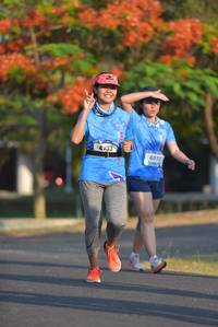 BIB: 6071
                            <button type="button" onclick="openModal(3098462)" class="btn btn-primary btn-sm float-right btn-popup" data-toggle="modal" data-target=".modal-high-quality">
                        <i class="fas fa-shopping-cart"></i> Add to Cart
                    </button>
                                            <button type="button" onclick="isThisMe(3098462, true)" class="btn btn-success btn-sm float-right btn-popup btn-isme hidden" data-toggle="tooltip" data-placement="bottom" title="นี่คือรูปของคุณใช่ไหม คลิกที่นี่เพื่อเอาเข้าอัลบั้ม">
                        <i class="fas fa-plus"></i> Add to album
                    </button>
                    <button type="button" onclick="isThisMe(3098462, false)" class="btn btn-warning btn-sm float-right btn-popup btn-isnotme hidden">
                        <i class="fas fa-ban"></i> Remove from album
                    </button>