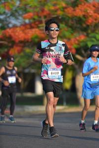 BIB: 6409, 430
                            <button type="button" onclick="openModal(3097781)" class="btn btn-primary btn-sm float-right btn-popup" data-toggle="modal" data-target=".modal-high-quality">
                        <i class="fas fa-shopping-cart"></i> Add to Cart
                    </button>
                                            <button type="button" onclick="isThisMe(3097781, true)" class="btn btn-success btn-sm float-right btn-popup btn-isme hidden" data-toggle="tooltip" data-placement="bottom" title="นี่คือรูปของคุณใช่ไหม คลิกที่นี่เพื่อเอาเข้าอัลบั้ม">
                        <i class="fas fa-plus"></i> Add to album
                    </button>
                    <button type="button" onclick="isThisMe(3097781, false)" class="btn btn-warning btn-sm float-right btn-popup btn-isnotme hidden">
                        <i class="fas fa-ban"></i> Remove from album
                    </button>