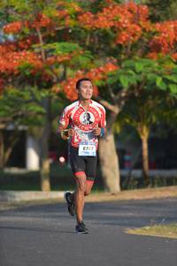 BIB: 6767
                            <button type="button" onclick="openModal(3096407)" class="btn btn-primary btn-sm float-right btn-popup" data-toggle="modal" data-target=".modal-high-quality">
                        <i class="fas fa-shopping-cart"></i> Add to Cart
                    </button>
                                            <button type="button" onclick="isThisMe(3096407, true)" class="btn btn-success btn-sm float-right btn-popup btn-isme hidden" data-toggle="tooltip" data-placement="bottom" title="นี่คือรูปของคุณใช่ไหม คลิกที่นี่เพื่อเอาเข้าอัลบั้ม">
                        <i class="fas fa-plus"></i> Add to album
                    </button>
                    <button type="button" onclick="isThisMe(3096407, false)" class="btn btn-warning btn-sm float-right btn-popup btn-isnotme hidden">
                        <i class="fas fa-ban"></i> Remove from album
                    </button>