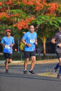 BIB: 7248, 6117
                            <button type="button" onclick="openModal(3097246)" class="btn btn-primary btn-sm float-right btn-popup" data-toggle="modal" data-target=".modal-high-quality">
                        <i class="fas fa-shopping-cart"></i> Add to Cart
                    </button>
                                            <button type="button" onclick="isThisMe(3097246, true)" class="btn btn-success btn-sm float-right btn-popup btn-isme hidden" data-toggle="tooltip" data-placement="bottom" title="นี่คือรูปของคุณใช่ไหม คลิกที่นี่เพื่อเอาเข้าอัลบั้ม">
                        <i class="fas fa-plus"></i> Add to album
                    </button>
                    <button type="button" onclick="isThisMe(3097246, false)" class="btn btn-warning btn-sm float-right btn-popup btn-isnotme hidden">
                        <i class="fas fa-ban"></i> Remove from album
                    </button>