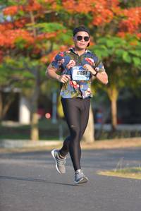 BIB: 6261
                            <button type="button" onclick="openModal(3097109)" class="btn btn-primary btn-sm float-right btn-popup" data-toggle="modal" data-target=".modal-high-quality">
                        <i class="fas fa-shopping-cart"></i> Add to Cart
                    </button>
                                            <button type="button" onclick="isThisMe(3097109, true)" class="btn btn-success btn-sm float-right btn-popup btn-isme hidden" data-toggle="tooltip" data-placement="bottom" title="นี่คือรูปของคุณใช่ไหม คลิกที่นี่เพื่อเอาเข้าอัลบั้ม">
                        <i class="fas fa-plus"></i> Add to album
                    </button>
                    <button type="button" onclick="isThisMe(3097109, false)" class="btn btn-warning btn-sm float-right btn-popup btn-isnotme hidden">
                        <i class="fas fa-ban"></i> Remove from album
                    </button>