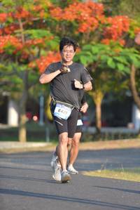 BIB: 6421
                            <button type="button" onclick="openModal(3097906)" class="btn btn-primary btn-sm float-right btn-popup" data-toggle="modal" data-target=".modal-high-quality">
                        <i class="fas fa-shopping-cart"></i> Add to Cart
                    </button>
                                            <button type="button" onclick="isThisMe(3097906, true)" class="btn btn-success btn-sm float-right btn-popup btn-isme hidden" data-toggle="tooltip" data-placement="bottom" title="นี่คือรูปของคุณใช่ไหม คลิกที่นี่เพื่อเอาเข้าอัลบั้ม">
                        <i class="fas fa-plus"></i> Add to album
                    </button>
                    <button type="button" onclick="isThisMe(3097906, false)" class="btn btn-warning btn-sm float-right btn-popup btn-isnotme hidden">
                        <i class="fas fa-ban"></i> Remove from album
                    </button>