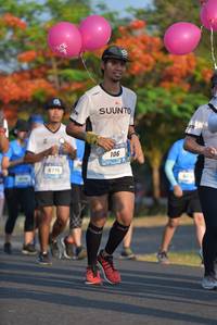 BIB: 106, 6775
                            <button type="button" onclick="openModal(3098921)" class="btn btn-primary btn-sm float-right btn-popup" data-toggle="modal" data-target=".modal-high-quality">
                        <i class="fas fa-shopping-cart"></i> Add to Cart
                    </button>
                                            <button type="button" onclick="isThisMe(3098921, true)" class="btn btn-success btn-sm float-right btn-popup btn-isme hidden" data-toggle="tooltip" data-placement="bottom" title="นี่คือรูปของคุณใช่ไหม คลิกที่นี่เพื่อเอาเข้าอัลบั้ม">
                        <i class="fas fa-plus"></i> Add to album
                    </button>
                    <button type="button" onclick="isThisMe(3098921, false)" class="btn btn-warning btn-sm float-right btn-popup btn-isnotme hidden">
                        <i class="fas fa-ban"></i> Remove from album
                    </button>