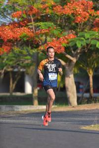 BIB: 6211
                            <button type="button" onclick="openModal(3096307)" class="btn btn-primary btn-sm float-right btn-popup" data-toggle="modal" data-target=".modal-high-quality">
                        <i class="fas fa-shopping-cart"></i> Add to Cart
                    </button>
                                            <button type="button" onclick="isThisMe(3096307, true)" class="btn btn-success btn-sm float-right btn-popup btn-isme hidden" data-toggle="tooltip" data-placement="bottom" title="นี่คือรูปของคุณใช่ไหม คลิกที่นี่เพื่อเอาเข้าอัลบั้ม">
                        <i class="fas fa-plus"></i> Add to album
                    </button>
                    <button type="button" onclick="isThisMe(3096307, false)" class="btn btn-warning btn-sm float-right btn-popup btn-isnotme hidden">
                        <i class="fas fa-ban"></i> Remove from album
                    </button>