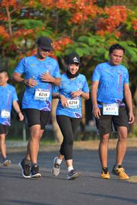 BIB: 6215, 6214
                            <button type="button" onclick="openModal(3134923)" class="btn btn-primary btn-sm float-right btn-popup" data-toggle="modal" data-target=".modal-high-quality">
                        <i class="fas fa-shopping-cart"></i> Add to Cart
                    </button>
                                            <button type="button" onclick="isThisMe(3134923, true)" class="btn btn-success btn-sm float-right btn-popup btn-isme hidden" data-toggle="tooltip" data-placement="bottom" title="นี่คือรูปของคุณใช่ไหม คลิกที่นี่เพื่อเอาเข้าอัลบั้ม">
                        <i class="fas fa-plus"></i> Add to album
                    </button>
                    <button type="button" onclick="isThisMe(3134923, false)" class="btn btn-warning btn-sm float-right btn-popup btn-isnotme hidden">
                        <i class="fas fa-ban"></i> Remove from album
                    </button>