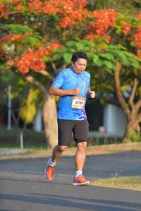 BIB: 8769
                            <button type="button" onclick="openModal(3136250)" class="btn btn-primary btn-sm float-right btn-popup" data-toggle="modal" data-target=".modal-high-quality">
                        <i class="fas fa-shopping-cart"></i> Add to Cart
                    </button>
                                            <button type="button" onclick="isThisMe(3136250, true)" class="btn btn-success btn-sm float-right btn-popup btn-isme hidden" data-toggle="tooltip" data-placement="bottom" title="นี่คือรูปของคุณใช่ไหม คลิกที่นี่เพื่อเอาเข้าอัลบั้ม">
                        <i class="fas fa-plus"></i> Add to album
                    </button>
                    <button type="button" onclick="isThisMe(3136250, false)" class="btn btn-warning btn-sm float-right btn-popup btn-isnotme hidden">
                        <i class="fas fa-ban"></i> Remove from album
                    </button>