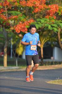 BIB: 8769
                            <button type="button" onclick="openModal(3136184)" class="btn btn-primary btn-sm float-right btn-popup" data-toggle="modal" data-target=".modal-high-quality">
                        <i class="fas fa-shopping-cart"></i> Add to Cart
                    </button>
                                            <button type="button" onclick="isThisMe(3136184, true)" class="btn btn-success btn-sm float-right btn-popup btn-isme hidden" data-toggle="tooltip" data-placement="bottom" title="นี่คือรูปของคุณใช่ไหม คลิกที่นี่เพื่อเอาเข้าอัลบั้ม">
                        <i class="fas fa-plus"></i> Add to album
                    </button>
                    <button type="button" onclick="isThisMe(3136184, false)" class="btn btn-warning btn-sm float-right btn-popup btn-isnotme hidden">
                        <i class="fas fa-ban"></i> Remove from album
                    </button>