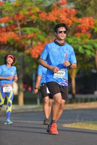 BIB: 624
                            <button type="button" onclick="openModal(3134012)" class="btn btn-primary btn-sm float-right btn-popup" data-toggle="modal" data-target=".modal-high-quality">
                        <i class="fas fa-shopping-cart"></i> Add to Cart
                    </button>
                                            <button type="button" onclick="isThisMe(3134012, true)" class="btn btn-success btn-sm float-right btn-popup btn-isme hidden" data-toggle="tooltip" data-placement="bottom" title="นี่คือรูปของคุณใช่ไหม คลิกที่นี่เพื่อเอาเข้าอัลบั้ม">
                        <i class="fas fa-plus"></i> Add to album
                    </button>
                    <button type="button" onclick="isThisMe(3134012, false)" class="btn btn-warning btn-sm float-right btn-popup btn-isnotme hidden">
                        <i class="fas fa-ban"></i> Remove from album
                    </button>