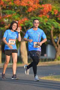 BIB: 9318
                            <button type="button" onclick="openModal(3136687)" class="btn btn-primary btn-sm float-right btn-popup" data-toggle="modal" data-target=".modal-high-quality">
                        <i class="fas fa-shopping-cart"></i> Add to Cart
                    </button>
                                            <button type="button" onclick="isThisMe(3136687, true)" class="btn btn-success btn-sm float-right btn-popup btn-isme hidden" data-toggle="tooltip" data-placement="bottom" title="นี่คือรูปของคุณใช่ไหม คลิกที่นี่เพื่อเอาเข้าอัลบั้ม">
                        <i class="fas fa-plus"></i> Add to album
                    </button>
                    <button type="button" onclick="isThisMe(3136687, false)" class="btn btn-warning btn-sm float-right btn-popup btn-isnotme hidden">
                        <i class="fas fa-ban"></i> Remove from album
                    </button>