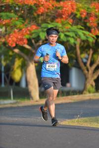 BIB: 6300
                            <button type="button" onclick="openModal(3136188)" class="btn btn-primary btn-sm float-right btn-popup" data-toggle="modal" data-target=".modal-high-quality">
                        <i class="fas fa-shopping-cart"></i> Add to Cart
                    </button>
                                            <button type="button" onclick="isThisMe(3136188, true)" class="btn btn-success btn-sm float-right btn-popup btn-isme hidden" data-toggle="tooltip" data-placement="bottom" title="นี่คือรูปของคุณใช่ไหม คลิกที่นี่เพื่อเอาเข้าอัลบั้ม">
                        <i class="fas fa-plus"></i> Add to album
                    </button>
                    <button type="button" onclick="isThisMe(3136188, false)" class="btn btn-warning btn-sm float-right btn-popup btn-isnotme hidden">
                        <i class="fas fa-ban"></i> Remove from album
                    </button>