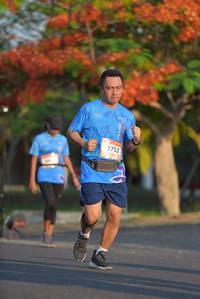 BIB: 3753
                            <button type="button" onclick="openModal(3137024)" class="btn btn-primary btn-sm float-right btn-popup" data-toggle="modal" data-target=".modal-high-quality">
                        <i class="fas fa-shopping-cart"></i> Add to Cart
                    </button>
                                            <button type="button" onclick="isThisMe(3137024, true)" class="btn btn-success btn-sm float-right btn-popup btn-isme hidden" data-toggle="tooltip" data-placement="bottom" title="นี่คือรูปของคุณใช่ไหม คลิกที่นี่เพื่อเอาเข้าอัลบั้ม">
                        <i class="fas fa-plus"></i> Add to album
                    </button>
                    <button type="button" onclick="isThisMe(3137024, false)" class="btn btn-warning btn-sm float-right btn-popup btn-isnotme hidden">
                        <i class="fas fa-ban"></i> Remove from album
                    </button>