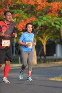 BIB: 9585
                            <button type="button" onclick="openModal(3137744)" class="btn btn-primary btn-sm float-right btn-popup" data-toggle="modal" data-target=".modal-high-quality">
                        <i class="fas fa-shopping-cart"></i> Add to Cart
                    </button>
                                            <button type="button" onclick="isThisMe(3137744, true)" class="btn btn-success btn-sm float-right btn-popup btn-isme hidden" data-toggle="tooltip" data-placement="bottom" title="นี่คือรูปของคุณใช่ไหม คลิกที่นี่เพื่อเอาเข้าอัลบั้ม">
                        <i class="fas fa-plus"></i> Add to album
                    </button>
                    <button type="button" onclick="isThisMe(3137744, false)" class="btn btn-warning btn-sm float-right btn-popup btn-isnotme hidden">
                        <i class="fas fa-ban"></i> Remove from album
                    </button>