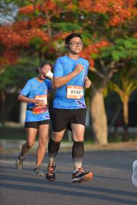 BIB: 8652
                            <button type="button" onclick="openModal(3136998)" class="btn btn-primary btn-sm float-right btn-popup" data-toggle="modal" data-target=".modal-high-quality">
                        <i class="fas fa-shopping-cart"></i> Add to Cart
                    </button>
                                            <button type="button" onclick="isThisMe(3136998, true)" class="btn btn-success btn-sm float-right btn-popup btn-isme hidden" data-toggle="tooltip" data-placement="bottom" title="นี่คือรูปของคุณใช่ไหม คลิกที่นี่เพื่อเอาเข้าอัลบั้ม">
                        <i class="fas fa-plus"></i> Add to album
                    </button>
                    <button type="button" onclick="isThisMe(3136998, false)" class="btn btn-warning btn-sm float-right btn-popup btn-isnotme hidden">
                        <i class="fas fa-ban"></i> Remove from album
                    </button>