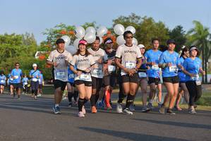 BIB: 
                            <button type="button" onclick="openModal(3133721)" class="btn btn-primary btn-sm float-right btn-popup" data-toggle="modal" data-target=".modal-high-quality">
                        <i class="fas fa-shopping-cart"></i> Add to Cart
                    </button>
                                            <button type="button" onclick="isThisMe(3133721, true)" class="btn btn-success btn-sm float-right btn-popup btn-isme hidden" data-toggle="tooltip" data-placement="bottom" title="นี่คือรูปของคุณใช่ไหม คลิกที่นี่เพื่อเอาเข้าอัลบั้ม">
                        <i class="fas fa-plus"></i> Add to album
                    </button>
                    <button type="button" onclick="isThisMe(3133721, false)" class="btn btn-warning btn-sm float-right btn-popup btn-isnotme hidden">
                        <i class="fas fa-ban"></i> Remove from album
                    </button>