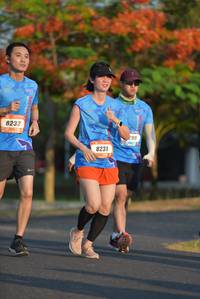 BIB: 8232, 8231
                            <button type="button" onclick="openModal(3136404)" class="btn btn-primary btn-sm float-right btn-popup" data-toggle="modal" data-target=".modal-high-quality">
                        <i class="fas fa-shopping-cart"></i> Add to Cart
                    </button>
                                            <button type="button" onclick="isThisMe(3136404, true)" class="btn btn-success btn-sm float-right btn-popup btn-isme hidden" data-toggle="tooltip" data-placement="bottom" title="นี่คือรูปของคุณใช่ไหม คลิกที่นี่เพื่อเอาเข้าอัลบั้ม">
                        <i class="fas fa-plus"></i> Add to album
                    </button>
                    <button type="button" onclick="isThisMe(3136404, false)" class="btn btn-warning btn-sm float-right btn-popup btn-isnotme hidden">
                        <i class="fas fa-ban"></i> Remove from album
                    </button>