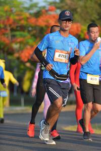 BIB: 8719, 9519
                            <button type="button" onclick="openModal(3136381)" class="btn btn-primary btn-sm float-right btn-popup" data-toggle="modal" data-target=".modal-high-quality">
                        <i class="fas fa-shopping-cart"></i> Add to Cart
                    </button>
                                            <button type="button" onclick="isThisMe(3136381, true)" class="btn btn-success btn-sm float-right btn-popup btn-isme hidden" data-toggle="tooltip" data-placement="bottom" title="นี่คือรูปของคุณใช่ไหม คลิกที่นี่เพื่อเอาเข้าอัลบั้ม">
                        <i class="fas fa-plus"></i> Add to album
                    </button>
                    <button type="button" onclick="isThisMe(3136381, false)" class="btn btn-warning btn-sm float-right btn-popup btn-isnotme hidden">
                        <i class="fas fa-ban"></i> Remove from album
                    </button>