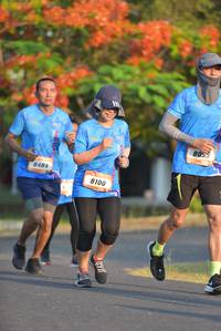 BIB: 8484, 8100
                            <button type="button" onclick="openModal(3136968)" class="btn btn-primary btn-sm float-right btn-popup" data-toggle="modal" data-target=".modal-high-quality">
                        <i class="fas fa-shopping-cart"></i> Add to Cart
                    </button>
                                            <button type="button" onclick="isThisMe(3136968, true)" class="btn btn-success btn-sm float-right btn-popup btn-isme hidden" data-toggle="tooltip" data-placement="bottom" title="นี่คือรูปของคุณใช่ไหม คลิกที่นี่เพื่อเอาเข้าอัลบั้ม">
                        <i class="fas fa-plus"></i> Add to album
                    </button>
                    <button type="button" onclick="isThisMe(3136968, false)" class="btn btn-warning btn-sm float-right btn-popup btn-isnotme hidden">
                        <i class="fas fa-ban"></i> Remove from album
                    </button>