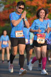 BIB: 8784, 8785
                            <button type="button" onclick="openModal(3143600)" class="btn btn-primary btn-sm float-right btn-popup" data-toggle="modal" data-target=".modal-high-quality">
                        <i class="fas fa-shopping-cart"></i> Add to Cart
                    </button>
                                            <button type="button" onclick="isThisMe(3143600, true)" class="btn btn-success btn-sm float-right btn-popup btn-isme hidden" data-toggle="tooltip" data-placement="bottom" title="นี่คือรูปของคุณใช่ไหม คลิกที่นี่เพื่อเอาเข้าอัลบั้ม">
                        <i class="fas fa-plus"></i> Add to album
                    </button>
                    <button type="button" onclick="isThisMe(3143600, false)" class="btn btn-warning btn-sm float-right btn-popup btn-isnotme hidden">
                        <i class="fas fa-ban"></i> Remove from album
                    </button>