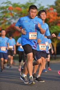 BIB: 8728, 8730
                            <button type="button" onclick="openModal(3143916)" class="btn btn-primary btn-sm float-right btn-popup" data-toggle="modal" data-target=".modal-high-quality">
                        <i class="fas fa-shopping-cart"></i> Add to Cart
                    </button>
                                            <button type="button" onclick="isThisMe(3143916, true)" class="btn btn-success btn-sm float-right btn-popup btn-isme hidden" data-toggle="tooltip" data-placement="bottom" title="นี่คือรูปของคุณใช่ไหม คลิกที่นี่เพื่อเอาเข้าอัลบั้ม">
                        <i class="fas fa-plus"></i> Add to album
                    </button>
                    <button type="button" onclick="isThisMe(3143916, false)" class="btn btn-warning btn-sm float-right btn-popup btn-isnotme hidden">
                        <i class="fas fa-ban"></i> Remove from album
                    </button>