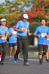 BIB: 9130, 931
                            <button type="button" onclick="openModal(3143551)" class="btn btn-primary btn-sm float-right btn-popup" data-toggle="modal" data-target=".modal-high-quality">
                        <i class="fas fa-shopping-cart"></i> Add to Cart
                    </button>
                                            <button type="button" onclick="isThisMe(3143551, true)" class="btn btn-success btn-sm float-right btn-popup btn-isme hidden" data-toggle="tooltip" data-placement="bottom" title="นี่คือรูปของคุณใช่ไหม คลิกที่นี่เพื่อเอาเข้าอัลบั้ม">
                        <i class="fas fa-plus"></i> Add to album
                    </button>
                    <button type="button" onclick="isThisMe(3143551, false)" class="btn btn-warning btn-sm float-right btn-popup btn-isnotme hidden">
                        <i class="fas fa-ban"></i> Remove from album
                    </button>