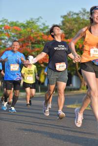 BIB: 8821, 9661
                            <button type="button" onclick="openModal(3143421)" class="btn btn-primary btn-sm float-right btn-popup" data-toggle="modal" data-target=".modal-high-quality">
                        <i class="fas fa-shopping-cart"></i> Add to Cart
                    </button>
                                            <button type="button" onclick="isThisMe(3143421, true)" class="btn btn-success btn-sm float-right btn-popup btn-isme hidden" data-toggle="tooltip" data-placement="bottom" title="นี่คือรูปของคุณใช่ไหม คลิกที่นี่เพื่อเอาเข้าอัลบั้ม">
                        <i class="fas fa-plus"></i> Add to album
                    </button>
                    <button type="button" onclick="isThisMe(3143421, false)" class="btn btn-warning btn-sm float-right btn-popup btn-isnotme hidden">
                        <i class="fas fa-ban"></i> Remove from album
                    </button>