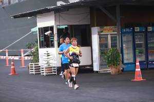 BIB: 
                            <button type="button" onclick="openModal(3456800)" class="btn btn-primary btn-sm float-right btn-popup" data-toggle="modal" data-target=".modal-high-quality">
                        <i class="fas fa-shopping-cart"></i> Add to Cart
                    </button>
                                            <button type="button" onclick="isThisMe(3456800, true)" class="btn btn-success btn-sm float-right btn-popup btn-isme hidden" data-toggle="tooltip" data-placement="bottom" title="นี่คือรูปของคุณใช่ไหม คลิกที่นี่เพื่อเอาเข้าอัลบั้ม">
                        <i class="fas fa-plus"></i> Add to album
                    </button>
                    <button type="button" onclick="isThisMe(3456800, false)" class="btn btn-warning btn-sm float-right btn-popup btn-isnotme hidden">
                        <i class="fas fa-ban"></i> Remove from album
                    </button>