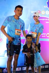 BIB: 8098
                            <button type="button" onclick="openModal(3346172)" class="btn btn-primary btn-sm float-right btn-popup" data-toggle="modal" data-target=".modal-high-quality">
                        <i class="fas fa-shopping-cart"></i> Add to Cart
                    </button>
                                            <button type="button" onclick="isThisMe(3346172, true)" class="btn btn-success btn-sm float-right btn-popup btn-isme hidden" data-toggle="tooltip" data-placement="bottom" title="นี่คือรูปของคุณใช่ไหม คลิกที่นี่เพื่อเอาเข้าอัลบั้ม">
                        <i class="fas fa-plus"></i> Add to album
                    </button>
                    <button type="button" onclick="isThisMe(3346172, false)" class="btn btn-warning btn-sm float-right btn-popup btn-isnotme hidden">
                        <i class="fas fa-ban"></i> Remove from album
                    </button>