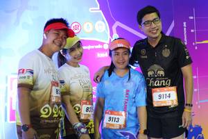 BIB: 100, 9114, 9113
                            <button type="button" onclick="openModal(3346527)" class="btn btn-primary btn-sm float-right btn-popup" data-toggle="modal" data-target=".modal-high-quality">
                        <i class="fas fa-shopping-cart"></i> Add to Cart
                    </button>
                                            <button type="button" onclick="isThisMe(3346527, true)" class="btn btn-success btn-sm float-right btn-popup btn-isme hidden" data-toggle="tooltip" data-placement="bottom" title="นี่คือรูปของคุณใช่ไหม คลิกที่นี่เพื่อเอาเข้าอัลบั้ม">
                        <i class="fas fa-plus"></i> Add to album
                    </button>
                    <button type="button" onclick="isThisMe(3346527, false)" class="btn btn-warning btn-sm float-right btn-popup btn-isnotme hidden">
                        <i class="fas fa-ban"></i> Remove from album
                    </button>