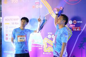 BIB: 1845, 9633
                            <button type="button" onclick="openModal(3346769)" class="btn btn-primary btn-sm float-right btn-popup" data-toggle="modal" data-target=".modal-high-quality">
                        <i class="fas fa-shopping-cart"></i> Add to Cart
                    </button>
                                            <button type="button" onclick="isThisMe(3346769, true)" class="btn btn-success btn-sm float-right btn-popup btn-isme hidden" data-toggle="tooltip" data-placement="bottom" title="นี่คือรูปของคุณใช่ไหม คลิกที่นี่เพื่อเอาเข้าอัลบั้ม">
                        <i class="fas fa-plus"></i> Add to album
                    </button>
                    <button type="button" onclick="isThisMe(3346769, false)" class="btn btn-warning btn-sm float-right btn-popup btn-isnotme hidden">
                        <i class="fas fa-ban"></i> Remove from album
                    </button>