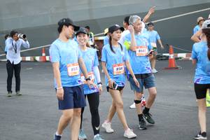 BIB: 8583, 858
                            <button type="button" onclick="openModal(3348270)" class="btn btn-primary btn-sm float-right btn-popup" data-toggle="modal" data-target=".modal-high-quality">
                        <i class="fas fa-shopping-cart"></i> Add to Cart
                    </button>
                                            <button type="button" onclick="isThisMe(3348270, true)" class="btn btn-success btn-sm float-right btn-popup btn-isme hidden" data-toggle="tooltip" data-placement="bottom" title="นี่คือรูปของคุณใช่ไหม คลิกที่นี่เพื่อเอาเข้าอัลบั้ม">
                        <i class="fas fa-plus"></i> Add to album
                    </button>
                    <button type="button" onclick="isThisMe(3348270, false)" class="btn btn-warning btn-sm float-right btn-popup btn-isnotme hidden">
                        <i class="fas fa-ban"></i> Remove from album
                    </button>