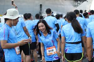 BIB: 9118
                            <button type="button" onclick="openModal(3348039)" class="btn btn-primary btn-sm float-right btn-popup" data-toggle="modal" data-target=".modal-high-quality">
                        <i class="fas fa-shopping-cart"></i> Add to Cart
                    </button>
                                            <button type="button" onclick="isThisMe(3348039, true)" class="btn btn-success btn-sm float-right btn-popup btn-isme hidden" data-toggle="tooltip" data-placement="bottom" title="นี่คือรูปของคุณใช่ไหม คลิกที่นี่เพื่อเอาเข้าอัลบั้ม">
                        <i class="fas fa-plus"></i> Add to album
                    </button>
                    <button type="button" onclick="isThisMe(3348039, false)" class="btn btn-warning btn-sm float-right btn-popup btn-isnotme hidden">
                        <i class="fas fa-ban"></i> Remove from album
                    </button>