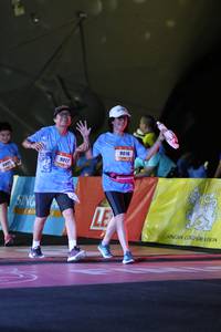 BIB: 9016, 9017
                            <button type="button" onclick="openModal(3361946)" class="btn btn-primary btn-sm float-right btn-popup" data-toggle="modal" data-target=".modal-high-quality">
                        <i class="fas fa-shopping-cart"></i> Add to Cart
                    </button>
                                            <button type="button" onclick="isThisMe(3361946, true)" class="btn btn-success btn-sm float-right btn-popup btn-isme hidden" data-toggle="tooltip" data-placement="bottom" title="นี่คือรูปของคุณใช่ไหม คลิกที่นี่เพื่อเอาเข้าอัลบั้ม">
                        <i class="fas fa-plus"></i> Add to album
                    </button>
                    <button type="button" onclick="isThisMe(3361946, false)" class="btn btn-warning btn-sm float-right btn-popup btn-isnotme hidden">
                        <i class="fas fa-ban"></i> Remove from album
                    </button>