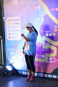 BIB: 180
                            <button type="button" onclick="openModal(3345139)" class="btn btn-primary btn-sm float-right btn-popup" data-toggle="modal" data-target=".modal-high-quality">
                        <i class="fas fa-shopping-cart"></i> Add to Cart
                    </button>
                                            <button type="button" onclick="isThisMe(3345139, true)" class="btn btn-success btn-sm float-right btn-popup btn-isme hidden" data-toggle="tooltip" data-placement="bottom" title="นี่คือรูปของคุณใช่ไหม คลิกที่นี่เพื่อเอาเข้าอัลบั้ม">
                        <i class="fas fa-plus"></i> Add to album
                    </button>
                    <button type="button" onclick="isThisMe(3345139, false)" class="btn btn-warning btn-sm float-right btn-popup btn-isnotme hidden">
                        <i class="fas fa-ban"></i> Remove from album
                    </button>