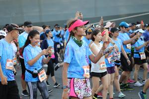 BIB: 
                            <button type="button" onclick="openModal(3348184)" class="btn btn-primary btn-sm float-right btn-popup" data-toggle="modal" data-target=".modal-high-quality">
                        <i class="fas fa-shopping-cart"></i> Add to Cart
                    </button>
                                            <button type="button" onclick="isThisMe(3348184, true)" class="btn btn-success btn-sm float-right btn-popup btn-isme hidden" data-toggle="tooltip" data-placement="bottom" title="นี่คือรูปของคุณใช่ไหม คลิกที่นี่เพื่อเอาเข้าอัลบั้ม">
                        <i class="fas fa-plus"></i> Add to album
                    </button>
                    <button type="button" onclick="isThisMe(3348184, false)" class="btn btn-warning btn-sm float-right btn-popup btn-isnotme hidden">
                        <i class="fas fa-ban"></i> Remove from album
                    </button>