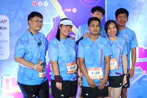 BIB: 9140, 9139
                            <button type="button" onclick="openModal(3347023)" class="btn btn-primary btn-sm float-right btn-popup" data-toggle="modal" data-target=".modal-high-quality">
                        <i class="fas fa-shopping-cart"></i> Add to Cart
                    </button>
                                            <button type="button" onclick="isThisMe(3347023, true)" class="btn btn-success btn-sm float-right btn-popup btn-isme hidden" data-toggle="tooltip" data-placement="bottom" title="นี่คือรูปของคุณใช่ไหม คลิกที่นี่เพื่อเอาเข้าอัลบั้ม">
                        <i class="fas fa-plus"></i> Add to album
                    </button>
                    <button type="button" onclick="isThisMe(3347023, false)" class="btn btn-warning btn-sm float-right btn-popup btn-isnotme hidden">
                        <i class="fas fa-ban"></i> Remove from album
                    </button>