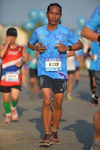 BIB: 6139
                            <button type="button" onclick="openModal(3267840)" class="btn btn-primary btn-sm float-right btn-popup" data-toggle="modal" data-target=".modal-high-quality">
                        <i class="fas fa-shopping-cart"></i> Add to Cart
                    </button>
                                            <button type="button" onclick="isThisMe(3267840, true)" class="btn btn-success btn-sm float-right btn-popup btn-isme hidden" data-toggle="tooltip" data-placement="bottom" title="นี่คือรูปของคุณใช่ไหม คลิกที่นี่เพื่อเอาเข้าอัลบั้ม">
                        <i class="fas fa-plus"></i> Add to album
                    </button>
                    <button type="button" onclick="isThisMe(3267840, false)" class="btn btn-warning btn-sm float-right btn-popup btn-isnotme hidden">
                        <i class="fas fa-ban"></i> Remove from album
                    </button>