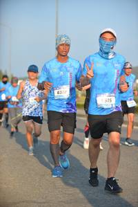 BIB: 6332, 515
                            <button type="button" onclick="openModal(3268587)" class="btn btn-primary btn-sm float-right btn-popup" data-toggle="modal" data-target=".modal-high-quality">
                        <i class="fas fa-shopping-cart"></i> Add to Cart
                    </button>
                                            <button type="button" onclick="isThisMe(3268587, true)" class="btn btn-success btn-sm float-right btn-popup btn-isme hidden" data-toggle="tooltip" data-placement="bottom" title="นี่คือรูปของคุณใช่ไหม คลิกที่นี่เพื่อเอาเข้าอัลบั้ม">
                        <i class="fas fa-plus"></i> Add to album
                    </button>
                    <button type="button" onclick="isThisMe(3268587, false)" class="btn btn-warning btn-sm float-right btn-popup btn-isnotme hidden">
                        <i class="fas fa-ban"></i> Remove from album
                    </button>