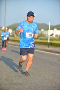 BIB: 6850
                            <button type="button" onclick="openModal(3268533)" class="btn btn-primary btn-sm float-right btn-popup" data-toggle="modal" data-target=".modal-high-quality">
                        <i class="fas fa-shopping-cart"></i> Add to Cart
                    </button>
                                            <button type="button" onclick="isThisMe(3268533, true)" class="btn btn-success btn-sm float-right btn-popup btn-isme hidden" data-toggle="tooltip" data-placement="bottom" title="นี่คือรูปของคุณใช่ไหม คลิกที่นี่เพื่อเอาเข้าอัลบั้ม">
                        <i class="fas fa-plus"></i> Add to album
                    </button>
                    <button type="button" onclick="isThisMe(3268533, false)" class="btn btn-warning btn-sm float-right btn-popup btn-isnotme hidden">
                        <i class="fas fa-ban"></i> Remove from album
                    </button>