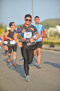 BIB: 6261
                            <button type="button" onclick="openModal(3267654)" class="btn btn-primary btn-sm float-right btn-popup" data-toggle="modal" data-target=".modal-high-quality">
                        <i class="fas fa-shopping-cart"></i> Add to Cart
                    </button>
                                            <button type="button" onclick="isThisMe(3267654, true)" class="btn btn-success btn-sm float-right btn-popup btn-isme hidden" data-toggle="tooltip" data-placement="bottom" title="นี่คือรูปของคุณใช่ไหม คลิกที่นี่เพื่อเอาเข้าอัลบั้ม">
                        <i class="fas fa-plus"></i> Add to album
                    </button>
                    <button type="button" onclick="isThisMe(3267654, false)" class="btn btn-warning btn-sm float-right btn-popup btn-isnotme hidden">
                        <i class="fas fa-ban"></i> Remove from album
                    </button>