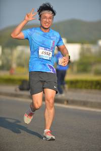 BIB: 6552
                            <button type="button" onclick="openModal(3267950)" class="btn btn-primary btn-sm float-right btn-popup" data-toggle="modal" data-target=".modal-high-quality">
                        <i class="fas fa-shopping-cart"></i> Add to Cart
                    </button>
                                            <button type="button" onclick="isThisMe(3267950, true)" class="btn btn-success btn-sm float-right btn-popup btn-isme hidden" data-toggle="tooltip" data-placement="bottom" title="นี่คือรูปของคุณใช่ไหม คลิกที่นี่เพื่อเอาเข้าอัลบั้ม">
                        <i class="fas fa-plus"></i> Add to album
                    </button>
                    <button type="button" onclick="isThisMe(3267950, false)" class="btn btn-warning btn-sm float-right btn-popup btn-isnotme hidden">
                        <i class="fas fa-ban"></i> Remove from album
                    </button>