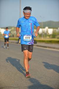 BIB: 6314
                            <button type="button" onclick="openModal(3267970)" class="btn btn-primary btn-sm float-right btn-popup" data-toggle="modal" data-target=".modal-high-quality">
                        <i class="fas fa-shopping-cart"></i> Add to Cart
                    </button>
                                            <button type="button" onclick="isThisMe(3267970, true)" class="btn btn-success btn-sm float-right btn-popup btn-isme hidden" data-toggle="tooltip" data-placement="bottom" title="นี่คือรูปของคุณใช่ไหม คลิกที่นี่เพื่อเอาเข้าอัลบั้ม">
                        <i class="fas fa-plus"></i> Add to album
                    </button>
                    <button type="button" onclick="isThisMe(3267970, false)" class="btn btn-warning btn-sm float-right btn-popup btn-isnotme hidden">
                        <i class="fas fa-ban"></i> Remove from album
                    </button>